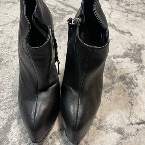 Giuseppe Zanotti Sleek Black Ankle Booties